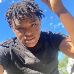 Meet your Posher, Tbs